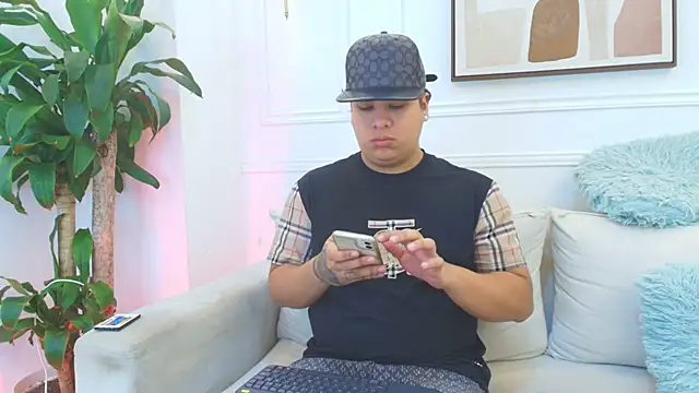 Naim Bennetsex online show from December 15, 2025, 6:12 pm