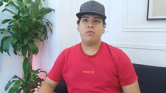 Snapshot of Naim_Bennetsex chatting on January 18, 2026, 6:34 pm Naim Bennetsex online show from January 18, 2026, 6:34 pm