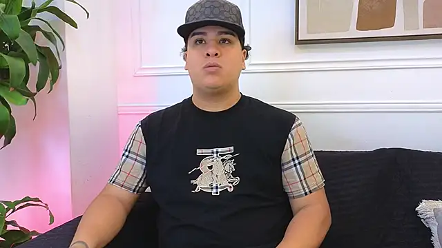 Snapshot of Naim_Bennetsex chatting on February 20, 2026, 3:25 am Naim Bennetsex online show from February 20, 2026, 3:25 am