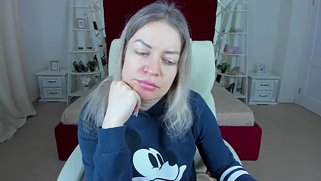 Anna Snows online show from March 26, 2026, 6:41 am