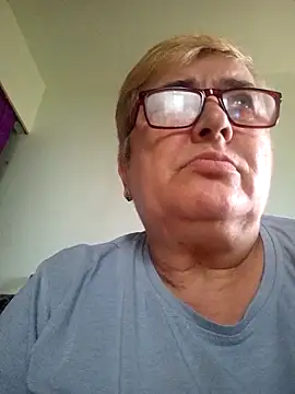 Sonya51561 online show from September 8, 2025, 3:22 pm