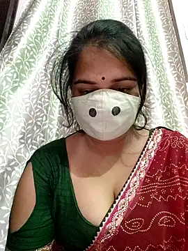 Riya hot12 online show from November 17, 2025, 3:40 pm