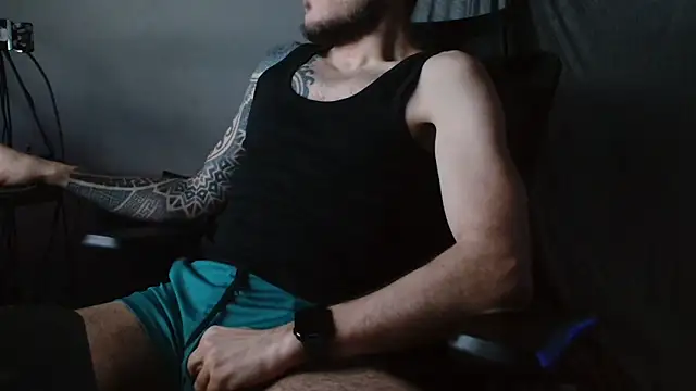 Snapshot of th1_ chatting on February 25, 2026, 12:09 am th1 online show from February 25, 2026, 12:09 am