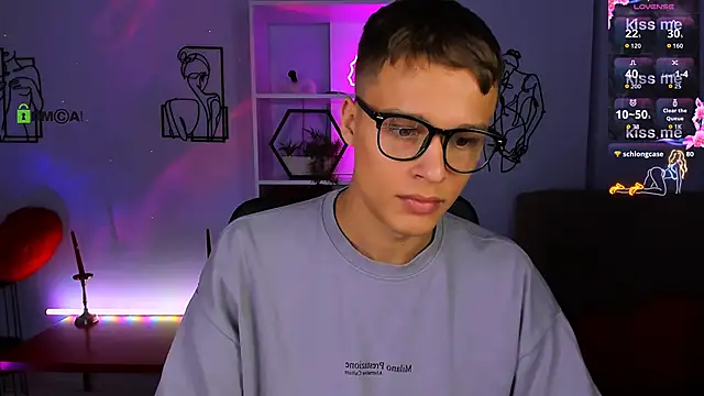 sam nexor online show from September 23, 2025, 7:50 pm