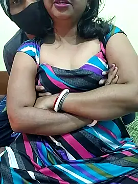 Snapshot of AssQueen_Meera chatting on December 18, 2025, 5:19 pm AssQueen Meera online show from December 18, 2025, 5:19 pm