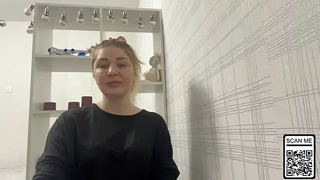 Snapshot of Blondie_xoxoxo chatting on January 11, 2026, 12:54 pm Blondie xoxoxo online show from January 11, 2026, 12:54 pm