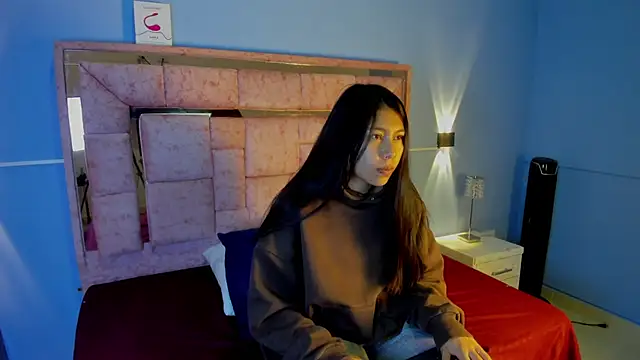 Snapshot of LICKY_LOV chatting on October 4, 2025, 3:04 am LICKY LOV online show from October 4, 2025, 3:04 am
