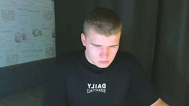 kittenmurr online show from September 10, 2025, 9:04 pm