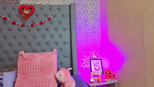 Snapshot of Abby_roussee chatting on February 22, 2026, 3:10 pm Abby roussee online show from February 22, 2026, 3:10 pm