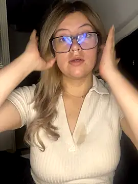 Blair Bunnyy online show from October 24, 2025, 3:14 am