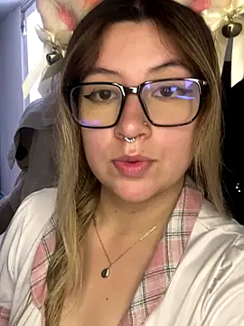 Blair Bunnyy online show from December 14, 2025, 6:12 pm