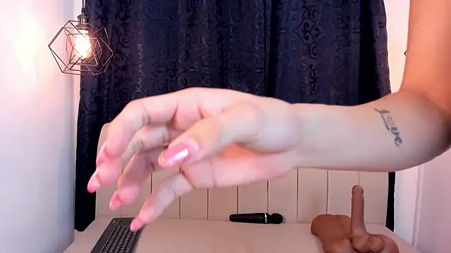 Snapshot of natasha_moreno chatting on January 13, 2026, 1:49 pm natasha moreno online show from January 13, 2026, 1:49 pm