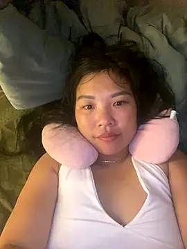 sexybaby 00 online show from October 5, 2025, 5:17 am
