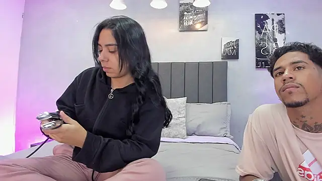 violet and myers online show from October 15, 2025, 11:21 am