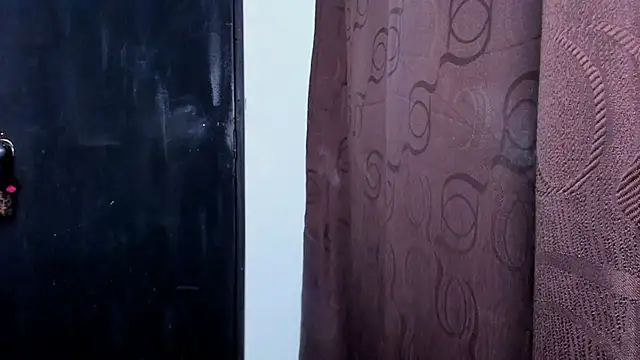 violet and myers online show from April 6, 2026, 7:59 pm