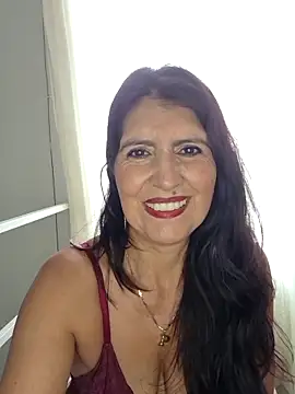 Snapshot of swity_foster chatting on April 15, 2026, 2:13 pm swity foster online show from April 15, 2026, 2:13 pm