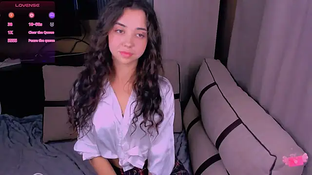 Snapshot of Dilara_Mee chatting on October 24, 2025, 5:53 pm Dilara Mee online show from October 24, 2025, 5:53 pm