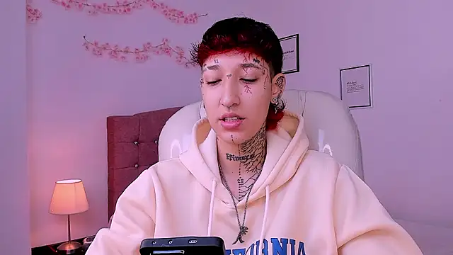 Luci Rose online show from March 17, 2026, 3:59 pm