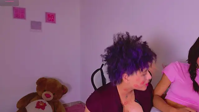 Snapshot of BrunetteAdams001 chatting on January 16, 2026, 3:43 am BrunetteAdams001 online show from January 16, 2026, 3:43 am