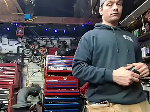 twistafatpipe online show from February 24, 2026, 11:03 pm