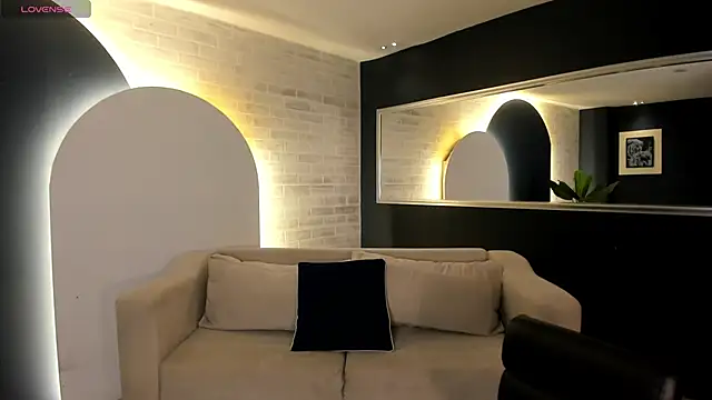 Snapshot of NataliaGaret chatting on April 2, 2026, 10:46 am NataliaGaret online show from April 2, 2026, 10:46 am