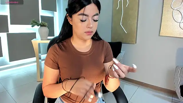 Snapshot of NataliaGaret chatting on April 6, 2026, 10:05 am NataliaGaret online show from April 6, 2026, 10:05 am