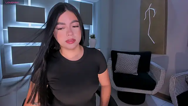 Snapshot of NataliaGaret chatting on April 9, 2026, 9:58 am NataliaGaret online show from April 9, 2026, 9:58 am