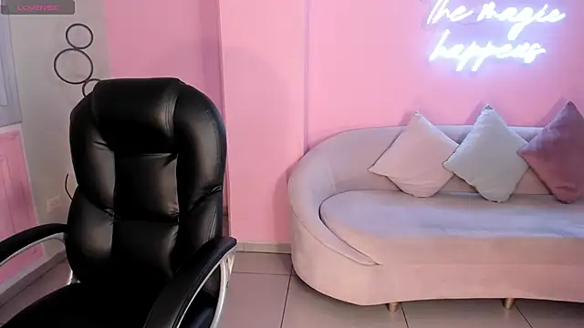 Snapshot of MilaColeman chatting on January 9, 2026, 2:03 am MilaColeman online show from January 9, 2026, 2:03 am