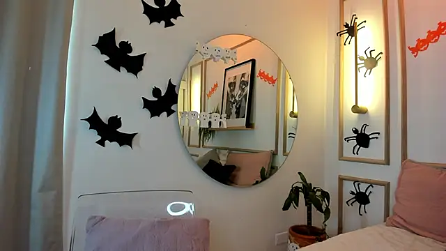 Ashley Monroe online show from October 30, 2025, 12:06 pm