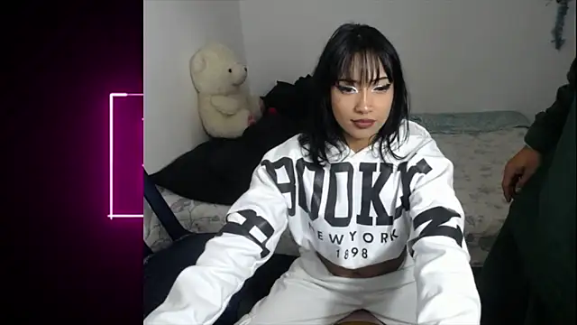 Papi Mami Live online show from November 16, 2025, 10:59 pm