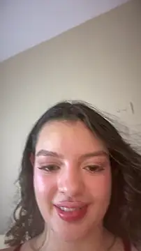 Snapshot of AriaHeavenss chatting on November 8, 2025, 12:11 am AriaHeavenss online show from November 8, 2025, 12:11 am