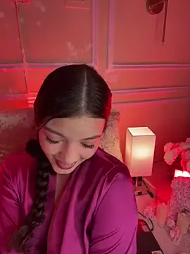 Snapshot of AriaHeavenss chatting on December 18, 2025, 2:17 am AriaHeavenss online show from December 18, 2025, 2:17 am