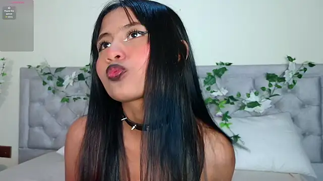 Snapshot of NubesNubladas chatting on March 4, 2026, 3:45 am NubesNubladas online show from March 4, 2026, 3:45 am