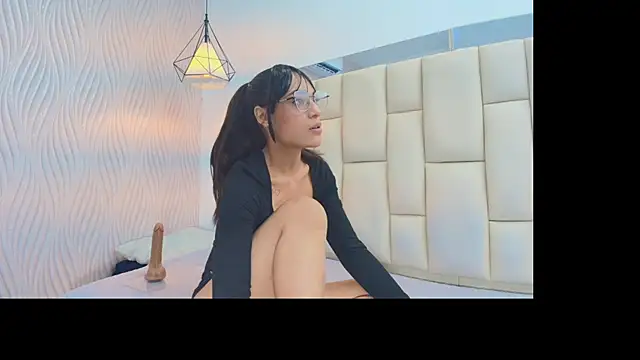 Vero Temptation online show from December 16, 2025, 12:32 pm