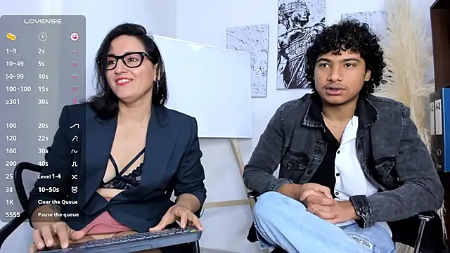 Snapshot of Miriam_milf chatting on October 30, 2025, 12:28 pm Miriam milf online show from October 30, 2025, 12:28 pm