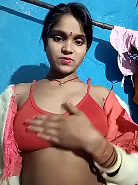 Snapshot of Harini_Gautam chatting on October 29, 2025, 7:48 pm Harini Gautam online show from October 29, 2025, 7:48 pm