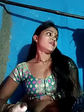 Snapshot of Harini_Gautam chatting on January 13, 2026, 6:35 pm Harini Gautam online show from January 13, 2026, 6:35 pm