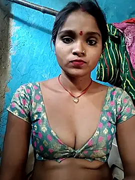 Snapshot of Harini_Gautam chatting on February 5, 2026, 10:53 am Harini Gautam online show from February 5, 2026, 10:53 am