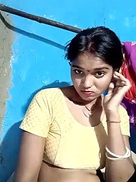 Snapshot of Harini_Gautam chatting on March 18, 2026, 5:38 pm Harini Gautam online show from March 18, 2026, 5:38 pm