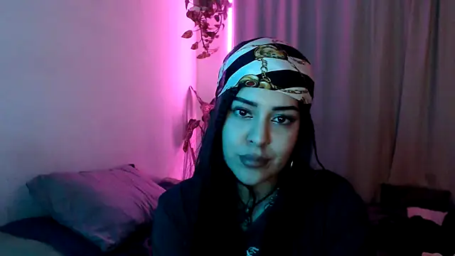 Snapshot of bluegoddessstoned chatting on September 24, 2025, 8:06 am bluegoddessstoned online show from September 24, 2025, 8:06 am