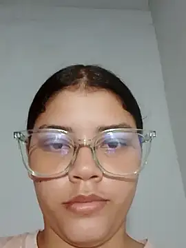 Snapshot of sandrago chatting on September 24, 2025, 7:28 pm sandrago online show from September 24, 2025, 7:28 pm