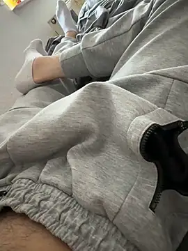 Snapshot of Dicksxd chatting on October 8, 2025, 10:13 am Dicksxd online show from October 8, 2025, 10:13 am