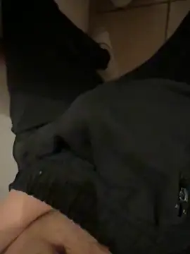 Snapshot of Dicksxd chatting on December 20, 2025, 9:55 pm Dicksxd online show from December 20, 2025, 9:55 pm