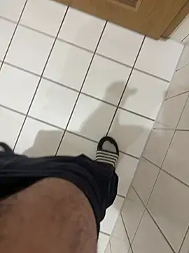 Snapshot of Dicksxd chatting on January 17, 2026, 11:52 pm Dicksxd online show from January 17, 2026, 11:52 pm