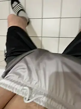 Snapshot of Dicksxd chatting on February 9, 2026, 4:00 pm Dicksxd online show from February 9, 2026, 4:00 pm