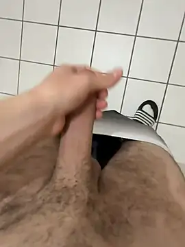 Snapshot of Dicksxd chatting on March 1, 2026, 9:33 am Dicksxd online show from March 1, 2026, 9:33 am