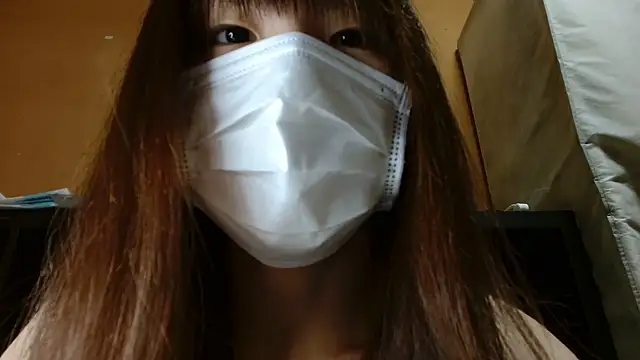 natsumiii online show from October 1, 2025, 12:55 pm