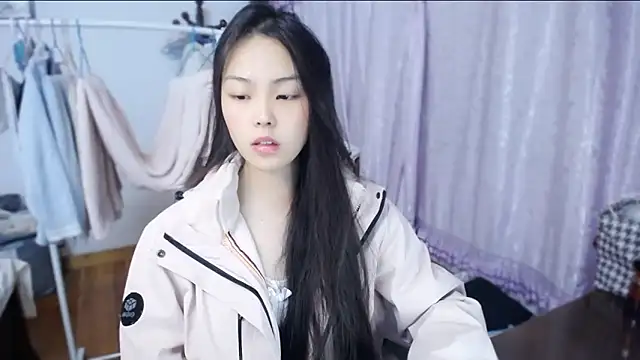 Snapshot of yao-yao_ chatting on November 23, 2025, 1:55 pm yao-yao online show from November 23, 2025, 1:55 pm