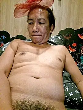 hotedhale online show from February 2, 2026, 12:48 pm