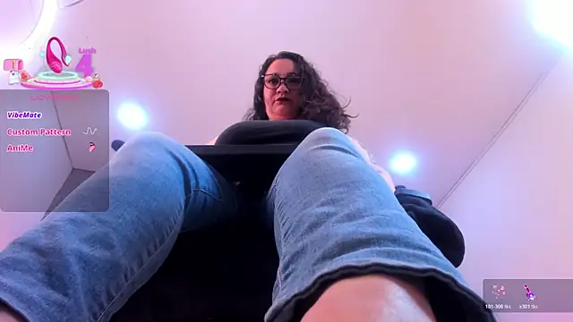 Snapshot of _im_alaya chatting on January 10, 2026, 5:09 am im alaya online show from January 10, 2026, 5:09 am